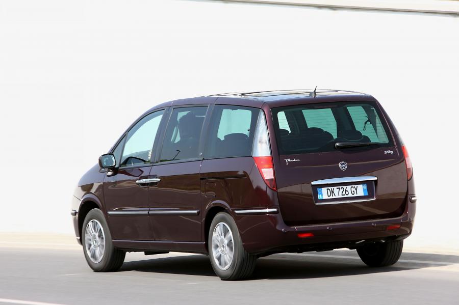  Lancia Phedra 2002 года  (фото 91 из 123)